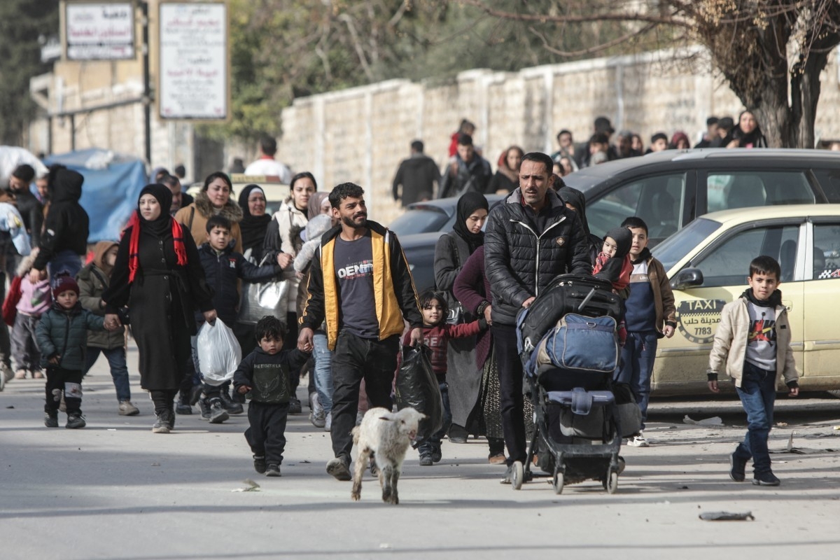 Ji ber giraniya êrişan hinek şêniyên taxên Kurdan ber bi Efrînê ve çûne