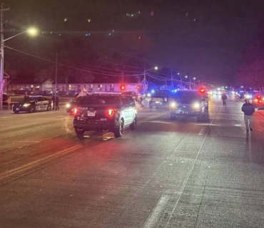 بەهۆی تەقەکردن ٨ کەس کوژران و بریندار بوون