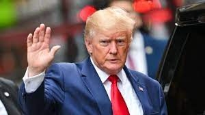 ترمب یهدد  بالتدخل عسكريا في ايران