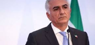 نجل شاه إيران المخلوع يحث قوات الأمن على «الوقوف مع الشعب»