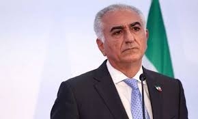 نجل شاه إيران المخلوع يحث قوات الأمن على «الوقوف مع الشعب»