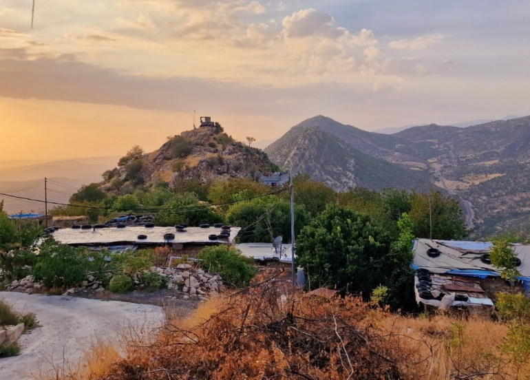 من أدب الرحلات.. أرزا القرية التي عبرها الزمان وترك في تربتها صوت شاعر