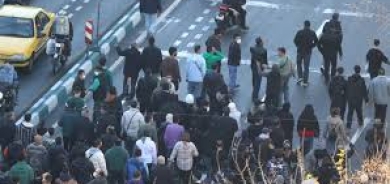 أميركا وأستراليا تحثان رعاياهما على مغادرة إيران فوراً