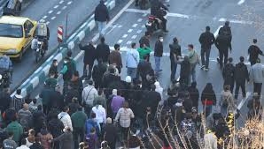 أميركا وأستراليا تحثان رعاياهما على مغادرة إيران فوراً