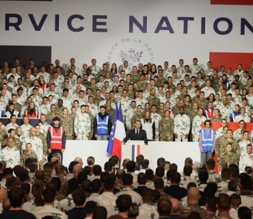 هەڵمەتی دامەزراندنی کارمەند بۆ خزمەتی نیشتمانی لە فەرەنسا