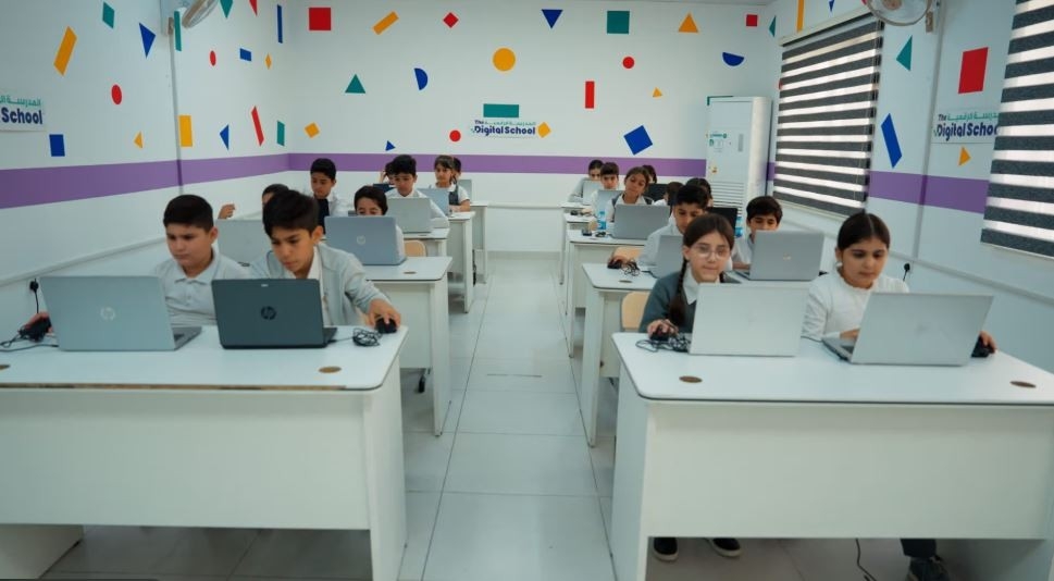 تربية كوردستان تطلق مشروع “ئي مدرستي” وتحول ألف مدرسة إلى النظام الرقمي