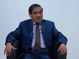 الرئاسة اليمنية تلوّح بإجراءات ضد البحسني لحماية القرار السيادي