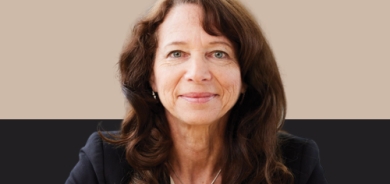 نینا تانێنوەلد  پڕۆفیسۆری زانستی سیاسی لە زانكۆی براون بۆ گوڵان:  پێشكەوتنە تەكنەلۆژییەكان چوارچێوە یاساییەكانی جەنگیشیان لاواز كردووە