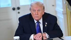 ترمب يرفع سقف المواجهة مع طهران