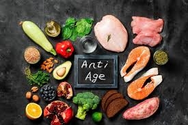 ما أفضل الأطعمة لحياة طويلة وصحية؟