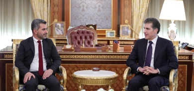 نێچيرڤان بارزانى، سه‌رۆكى هه‌رێمى كوردستان، پێشوازیى له‌ ده‌سته‌ى به‌ڕێوه‌به‌رى كۆمه‌ڵه‌ى ئامه‌دسپۆر كرد.