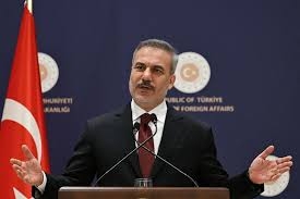 تركيا تعارض أي عملية عسكرية ضد إيران وتدعو إلى الحوار