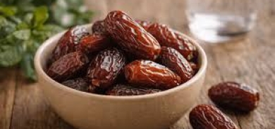 لتعزيز الطاقة وتحسين الهضم… ما أفضل وقت لتناول التمر؟