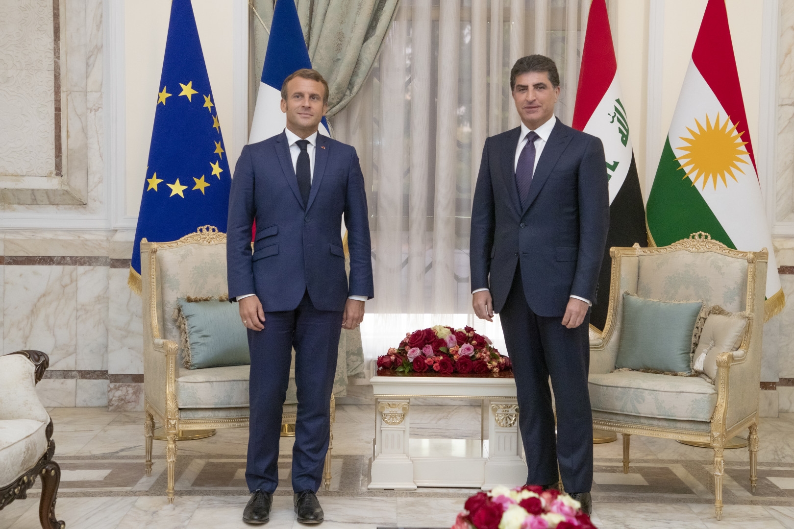 نێچيرڤان بارزانى، سه‌رۆكى هه‌رێمى كوردستان، په‌يوه‌ندييه‌كى ته‌له‌فۆنيى له‌ به‌ڕێز ئيمانوێل ماكرۆن، سه‌رۆكى فه‌ره‌نساوه‌ پێگه‌يشت