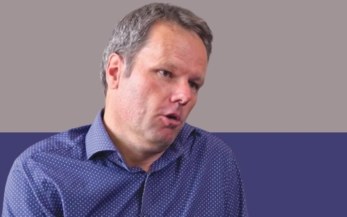 Eckart Woertz, Profesorê Dîrok û Siyaseta Rojhilata Navîn li Zanîngeha Hamburgê ji bo Gulan: Pirrengkirina aboriyê ji bo Rojhilata Navîn mijarek girîng e