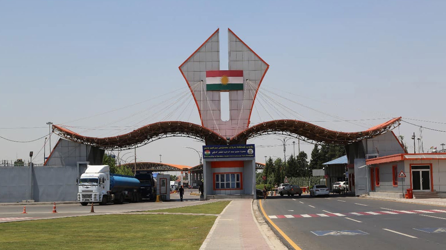 معبر إبراهيم الخليل: إعادة وإتلاف أكثر من 14 ألف طن من السلع المخالفة خلال 2025