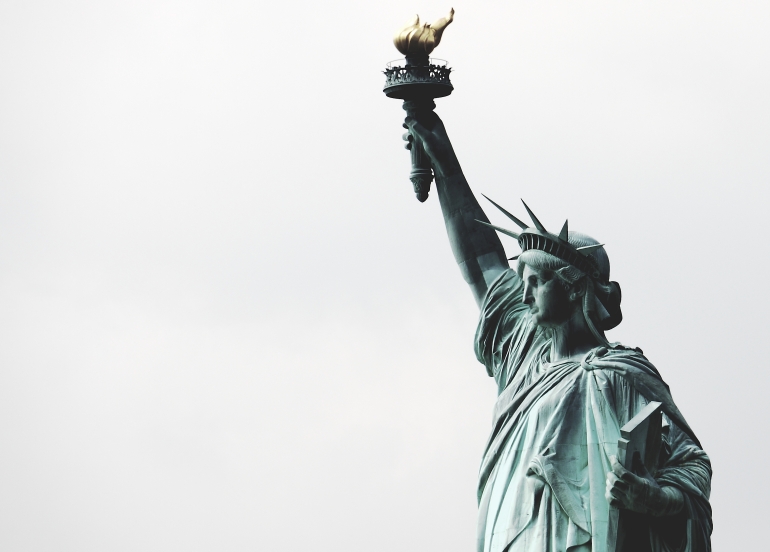 پۆست- لیبڕالیزم  دوایین بزمار لە تابووتی سیستمی جیهانی دەدات