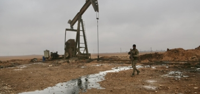 Hikûmeta Sûriyeyê dest danî ser kîjan zeviyên petrolê?