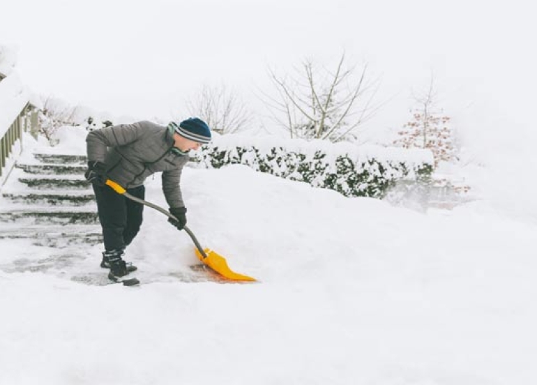 مەترسیی ڕاماڵینی بەفر لەسەر دڵ
