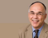 Profîsor Henri Barkey, lêkolînerê payebilind ê Encûmena Têkiliyên Derve ji bo Gulan: Tu serokwezîr li Iraqê nikare biryara hilweşandina hêzên Heşda Şebî bide, Amerîka jî ji vê rastiyê tê nagihe