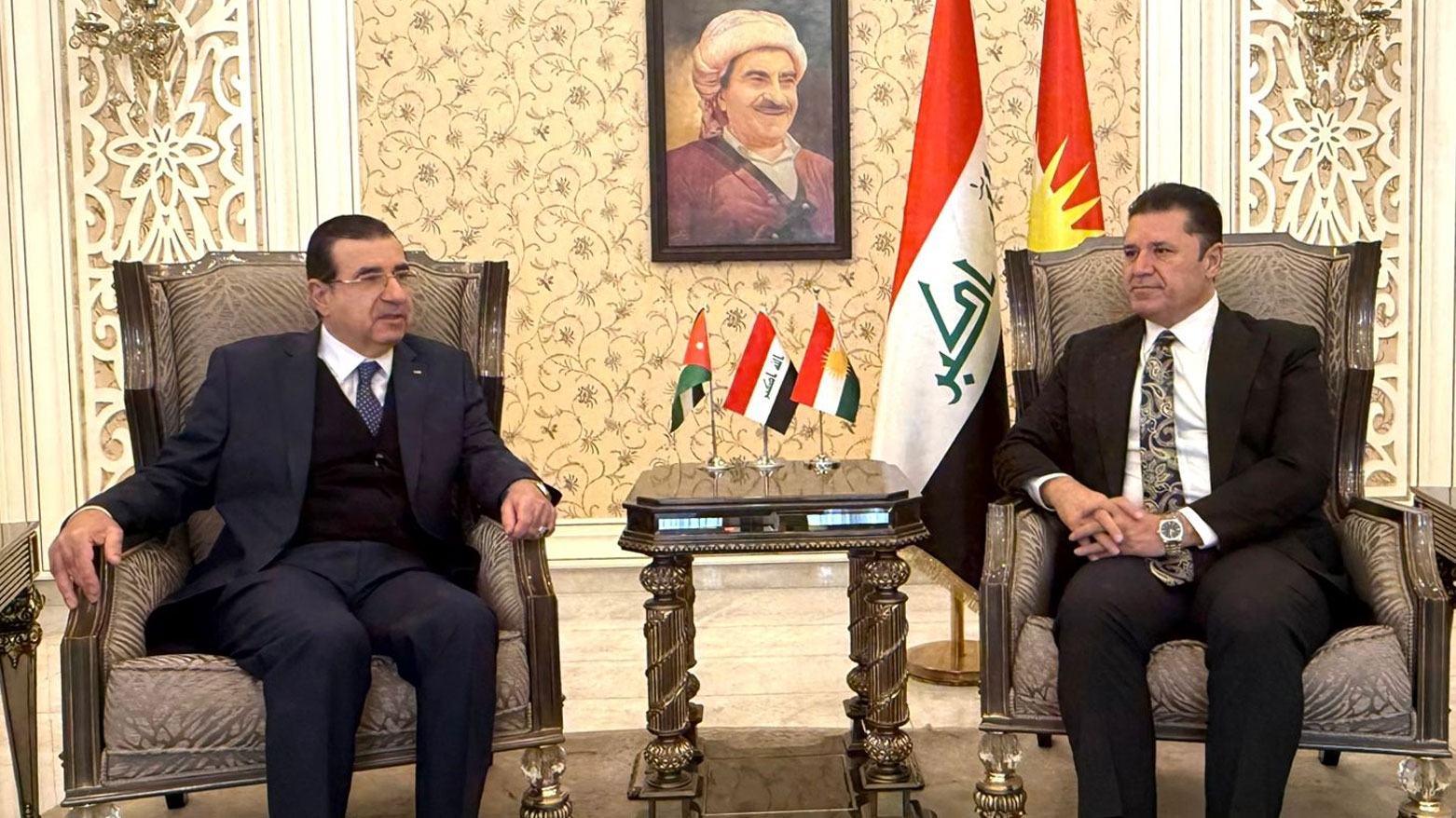 منسق التوصيات الدولية والقنصل العام الأردني يبحثان تعزيز العلاقات الثنائية ودعم مسارات الحكم الرشيد