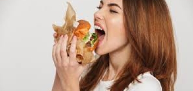 6 أسباب تجعلك تشعر بالجوع أكثر في الطقس البارد