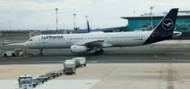 شركات طيران تغيّر مسار رحلاتها وتلغي أخرى مع تصاعد التوتر بشأن إيران