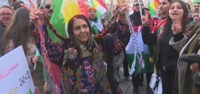 Banga Kurdên Ewropayê: 'Ji xeynî federasyonê Sûriye bi rê ve naçe'