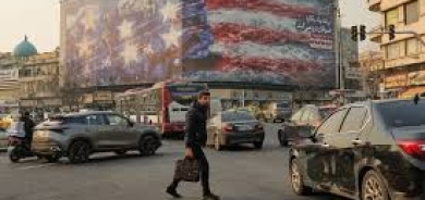 إيران تحذّر الأسطول الأميركي: «من يزرع الريح يحصد العاصفة»