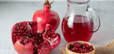 4 فوائد لعصير الرمان في علاج حرقة البول