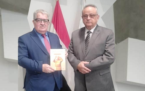 پەرتووکی مسعود بارزانی پیاوی ئاشتی پێشکەش بە پەرتوکخانەی ئەسکەندەریە کرا