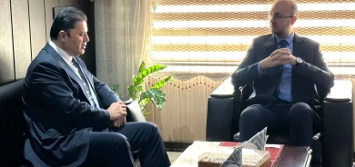 زيباري والقائم بأعمال قنصل أرمينيا يبحثان أهمية الالتزام بالتوصيات الدولية