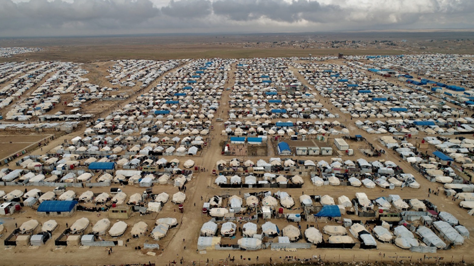 SOHR: Bi dehan malbatên DAIŞ’ê ji kampa Holê reviyan