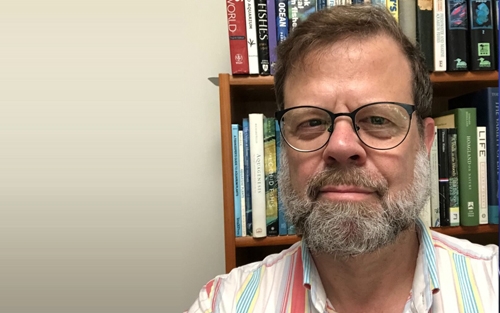 ئەڤیڵ ڕۆشوالد  پڕۆفیسۆری مێژوو لە زانكۆی جۆرج تاون لە ئەمریكا بۆ گوڵان:  جیهانگەرایی نەیتوانیوە  شوێن بە ناسیۆنالیزم لەق بكات