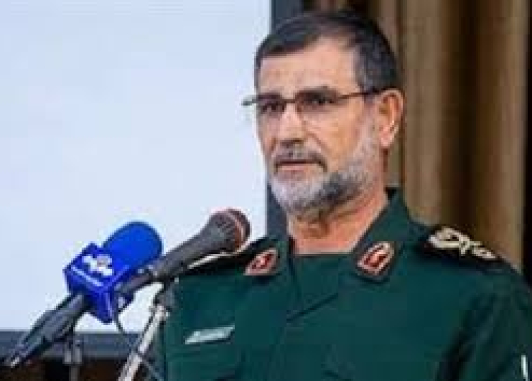 «الحرس الثوري» ينفي اغتيال قائد البحرية بعد انفجار في بندر عباس