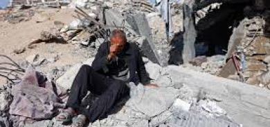 إسرائيل تعيد الحرب إلى غزة وتقتل العشرات