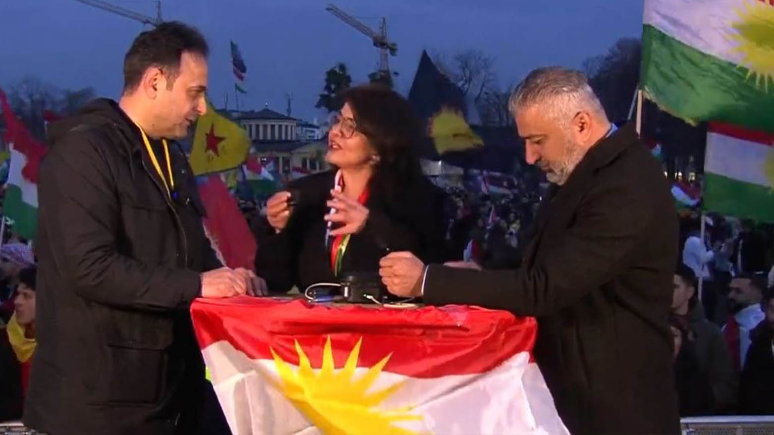 قهرمان عثمان: جهود الرئيس بارزاني لتوحيد الجالية الكوردستانية وصلت إلى مرحلة قوية ومؤثرة جداً