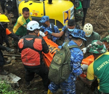 ژمارەی گیانلەدەستدان بەهۆی زەوی لەرزینەکەی ئەندەنوسیا بۆ ٧٠ کەس بەرزبووەوە