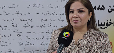 جەنا زەكی  میدیاكار لە ڕادیۆی زاخۆ:  منداڵان كۆمەڵێك بیرۆكە و ڕەفتار لەو سایتانەوە وەردەگرن كە بە هیچ شێوەیەك لەگەڵ بەهاكانی خێزان و دابونەریتی كۆمەڵگەی ئێمەدا ناگونجێن