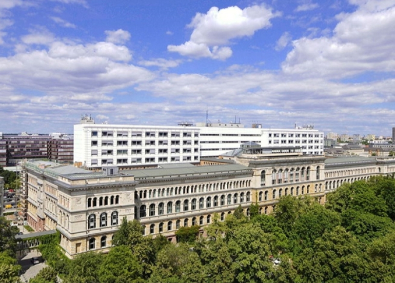 Zanîngeha Teknîkî ya Berlînê karmendên ku êrişî Kurdan kir ji kar avêtin