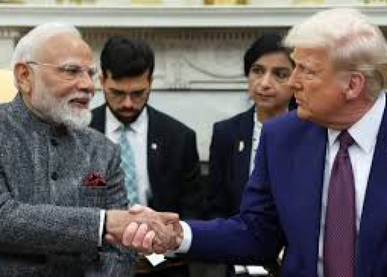 ترمب يعلن اتفاقاً تجارياً مع الهند وتوقفها عن شراء النفط الروسي