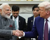 ترمب يعلن اتفاقاً تجارياً مع الهند وتوقفها عن شراء النفط الروسي