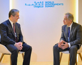 رئيس الحكومة يجتمع مع رئيس الوزراء الأردني