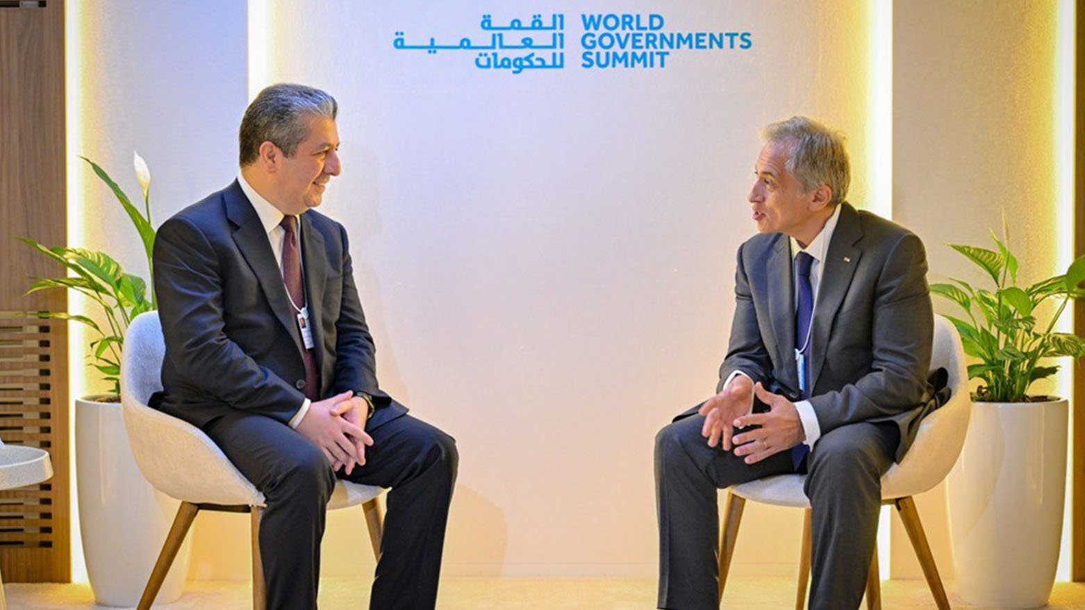 رئيس الحكومة يجتمع مع رئيس الوزراء الأردني