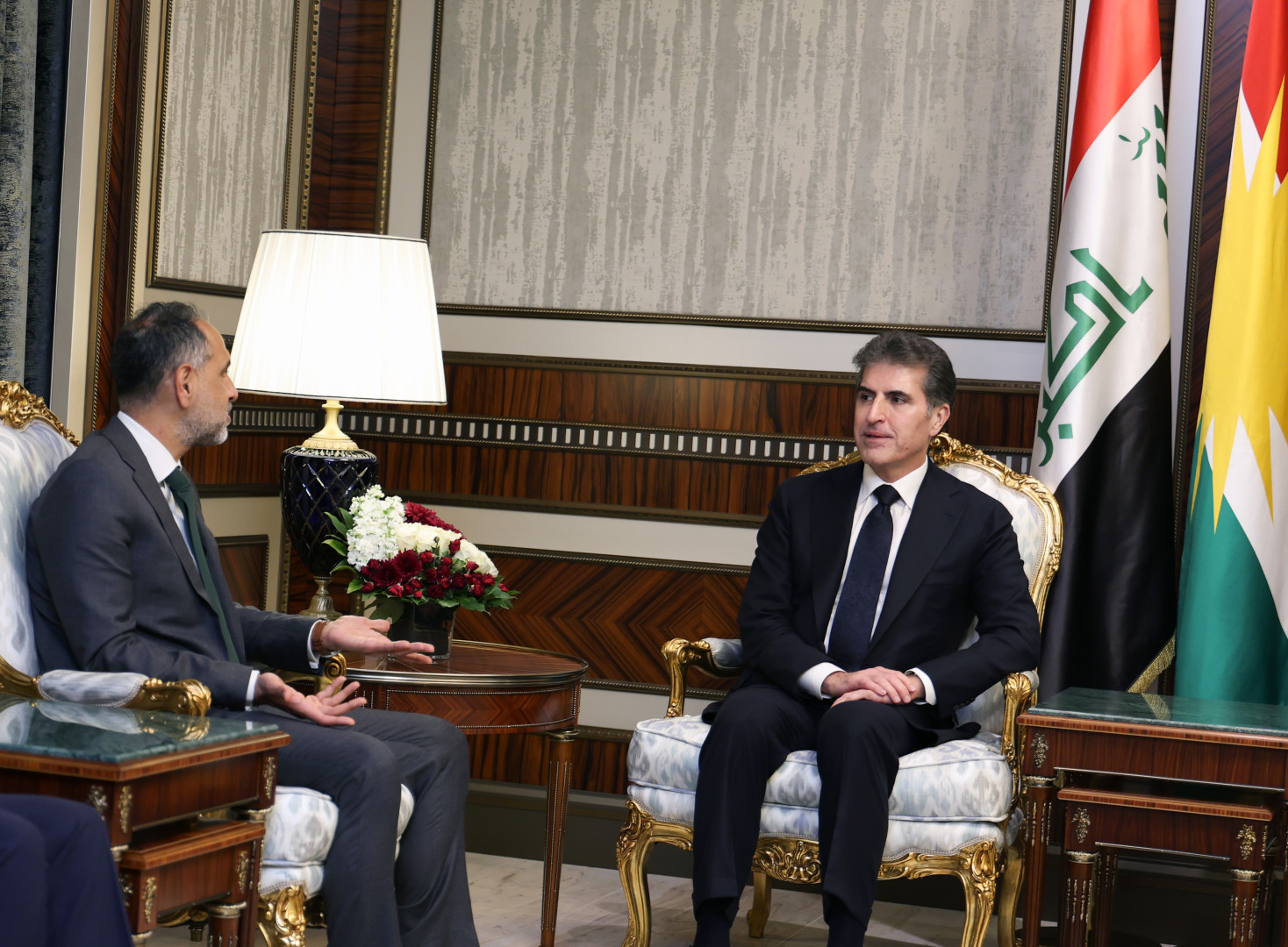 President Nechirvan Barzani and the British Ambassador discuss the situation in Iraq and the region
