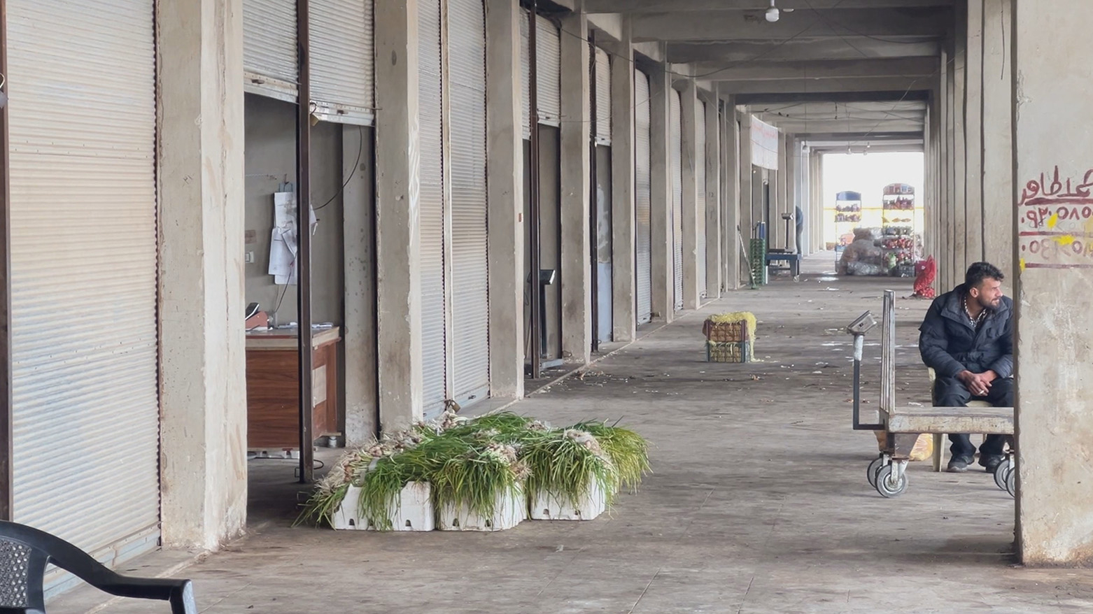 Kobanê di bin dorpêçê de: Li bazaran keskayî û pêdiviyên jiyanî nemane