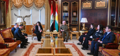 لە پیرمام، سەرۆك مەسعود بارزانی پێشوازی لە خاتوو بێریڤان ئایماز جێگری سەرۆکی پەرلەمانی (نۆردراین ڤێستڤاڵن)ـی ئەڵمانیا کرد.