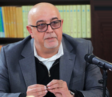 د.گۆڤەند ساڵح   مامۆستا لە بەشی زانستەكانی كۆمپیوتەر لە زانكۆی كوردستان:  ئەگەر ئینتەرنێت و مۆبایل مەترسیدار بن، ئەوا ئەی ئای (AI) هەزاران جار مەترسیدارترە، ئەگەر نەزانین چۆن بەكاری بهێنین