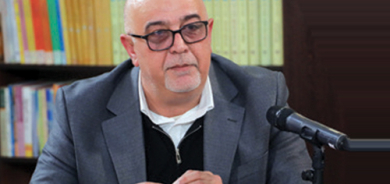 د.گۆڤەند ساڵح   مامۆستا لە بەشی زانستەكانی كۆمپیوتەر لە زانكۆی كوردستان:  ئەگەر ئینتەرنێت و مۆبایل مەترسیدار بن، ئەوا ئەی ئای (AI) هەزاران جار مەترسیدارترە، ئەگەر نەزانین چۆن بەكاری بهێنین