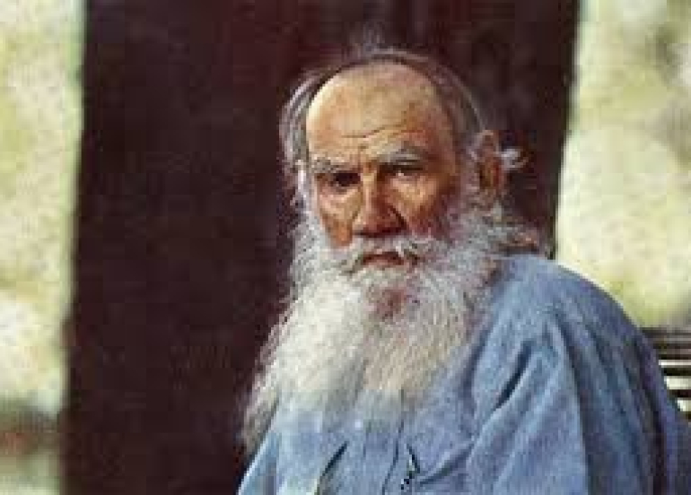 القراءة البطيئة لـ«الحرب والسلام»